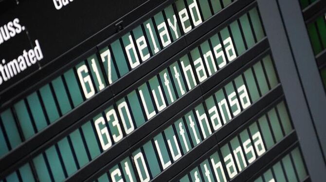 Der Streik bei der Lufthansa zeigt noch am Tag danach Wirkung. Viele Flüge wurden abgesagt. Foto: Andreas Gebert 
