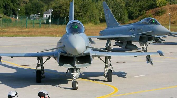 Die Pilotenausbildung für den Eurofighter soll in die USA verlegt werden. Foto: B. Wüstneck/Archiv