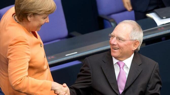 Haushaltsberatungen in Berlin mit Bundesfinanzminister Schäuble und Bundeskanzlerin Merkel. Foto: Kay Nietfeld 