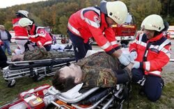 Zahlreiche »Verletzte« waren beim angenommenen Busunfall zu versorgen, dem aufwendigsten Einsatz.