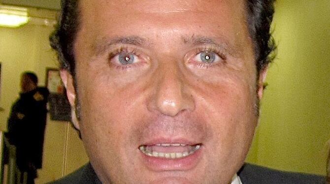 Will seine Kündigung nicht hinnehmen: Der Kommandant der »Costa Concordia«, Francesco Schettino. Foto: Rolf Niemeyer/Archiv