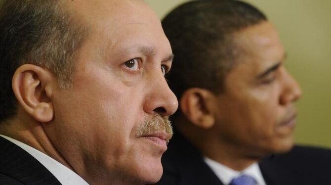 Der türkische Ministerpräsident Erdogan (L) und US-Präsident Obama bei einem früheren Treffen. Foto: Shawn Thew/Archiv