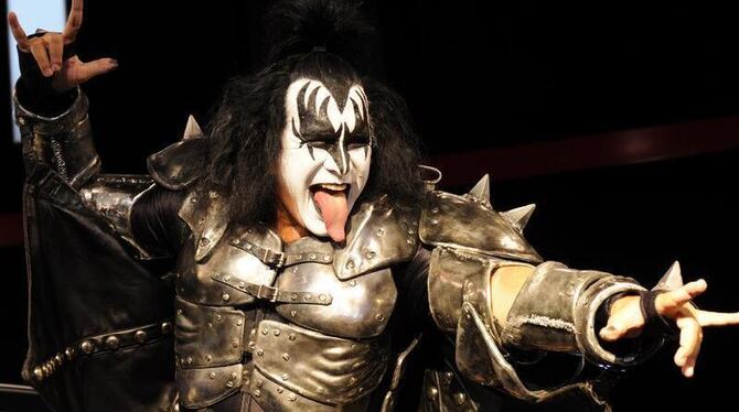 Gene Simmons von Kiss hat nichts dagegen, als Rock-Dinosaurier bezeichnet zu werden. Foto: Harald Tittel