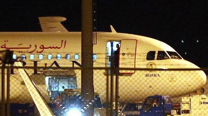 Politik der Nadelstiche: Türkische Kampfflugzeuge haben die syrische Maschine zur Landung auf einem Flughafen in Ankara gezwu