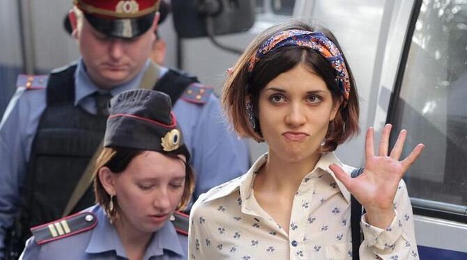 Nadeschda Tolokonnikowa und ihre Bandkollegin von Pussy Riot, Maria Aljochina, sind in ein Arbeitslager gebracht worden. Foto