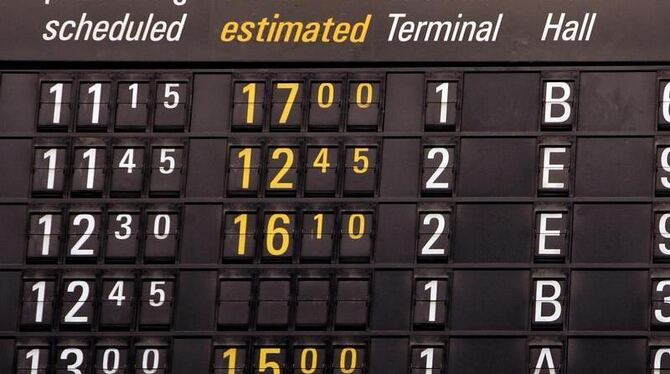 Nach Ansicht der Richter müssen Fluglinien Kunden, die ihr Ziel erst mit drei oder mehr Stunden Verspätung erreichen, genau s