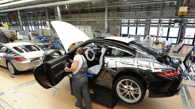 Die Nachfrage nach Luxusautos in den USA, China und auf dem Heimatmarkt hat Porsche ein glänzendes Jahr beschert. Foto: Uli Deck