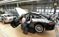 Die Nachfrage nach Luxusautos in den USA, China und auf dem Heimatmarkt hat Porsche ein glänzendes Jahr beschert. Foto: Uli Deck