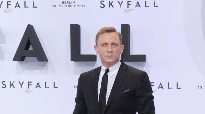 Der britische Schauspieler Daniel Craig begeistert das US-Kinopiublikum als 007. Foto: Jens Kalaene