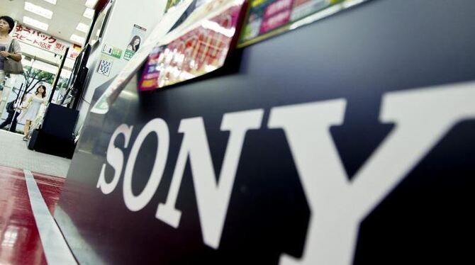 Fitch senkte Sonys Rating um drei Stufen auf »BB-« von »BBB-«. Die Agentur rechnet nur mit einer langsamen Erholung des Unter