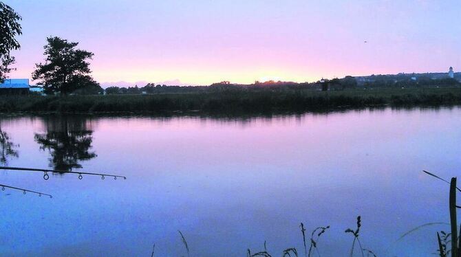 Sonnenaufgang am Angelsee: ZmS-Teilnehmer Fabian Sklar liebt die Ruhe der Natur.  FOTO: ZMS
