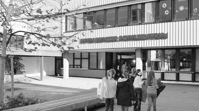 Zur Gemeinschaftsschule soll sich das Pliezhäuser Otwin-Brucker-Schulzentrum entwickeln. GEA-ARCHIVFOTO: PACHER Zur Gemeinschaftsschule soll sich das Pliezhäuser Otwin-Brucker-Schulzentrum entwickeln. GEA-ARCHIVFOTO: PACHER