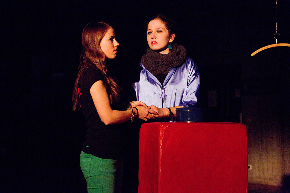 Die Theater-AG des AEG präsentiert: »Fluchtpunkt«