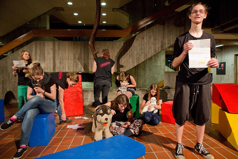 Die Theater-AG des AEG präsentiert: »Fluchtpunkt«