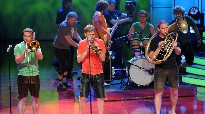 Die Band LaBrassBanda bei einem Konzert in München 2009. Foto: Tobias Hase