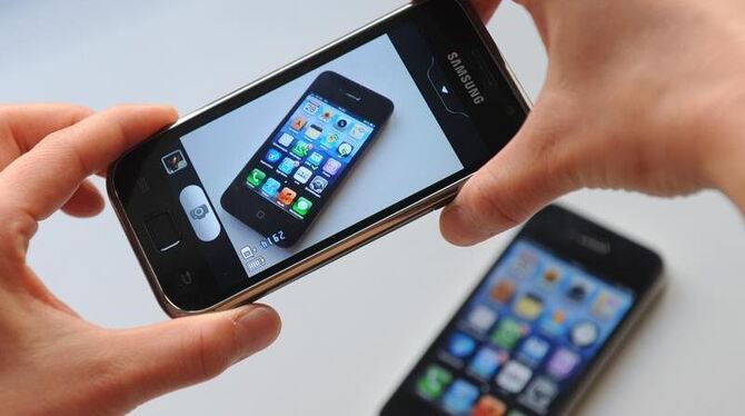 Apple kann im Patentkonflikt mit Samsung die Geräte des Konkurrenten nicht aus dem Markt verdrängen. Foto: Andreas Gebert