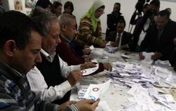 Auszählung der Stimmen zum ägyptischen Verfassungsreferendum. Foto: Khaled Elfiqi
