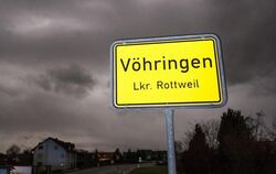 Ein 17-Jähriger ist am Mittwoch in Vöhringen (Baden-Württemberg) erstochen worden. Ein 15 Jahre alter Tatverdächtiger wurde f