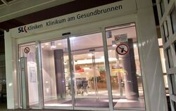Der Eingangsbereich zu den SLK-Kliniken am Gesundbrunnen in Heilbronn.