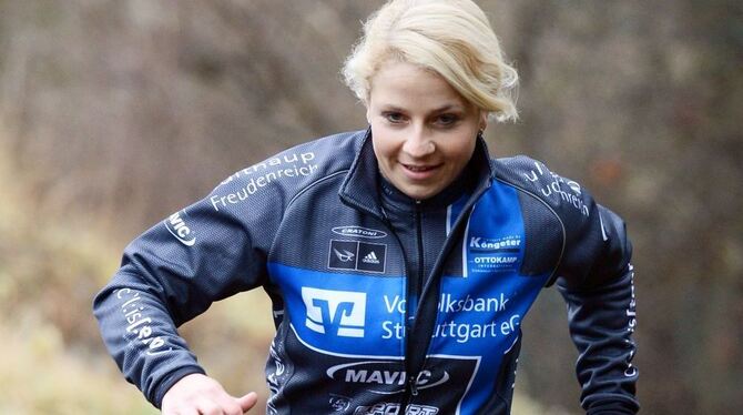 Die Extremsportlerin Stefanie Praher hat sich eine Menge vorgenommen: 250 Kilometer will sie laufen, für den guten Zweck: für di