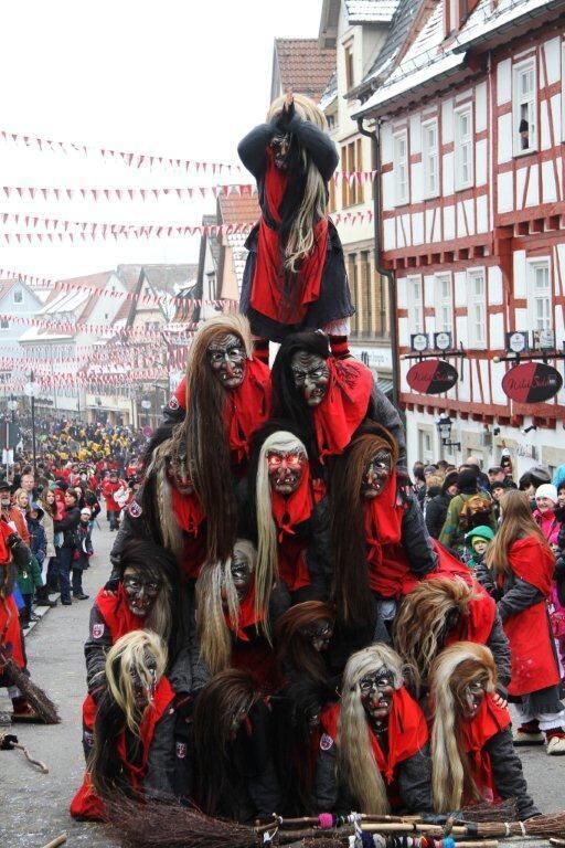 Fasnetsumzug Hungerberghexen Münsingen Januar 2013