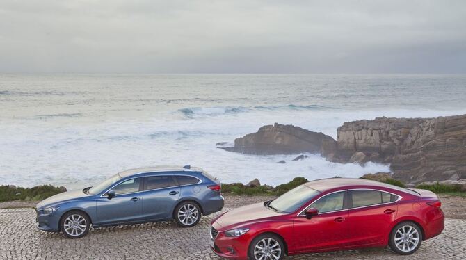 Der neue Mazda6 als Kombi (links) und Coupé-artige Limousine. FOTOS: PR