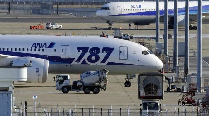 Am Boden: Eine Boeing 787 Dreamliner in Tokio. Foto: Franck Robichon