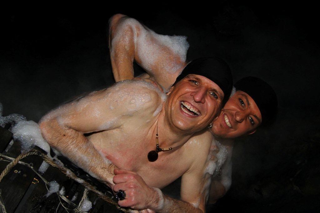 Wilde Weiber Nachtumzug in Wannweil 2013