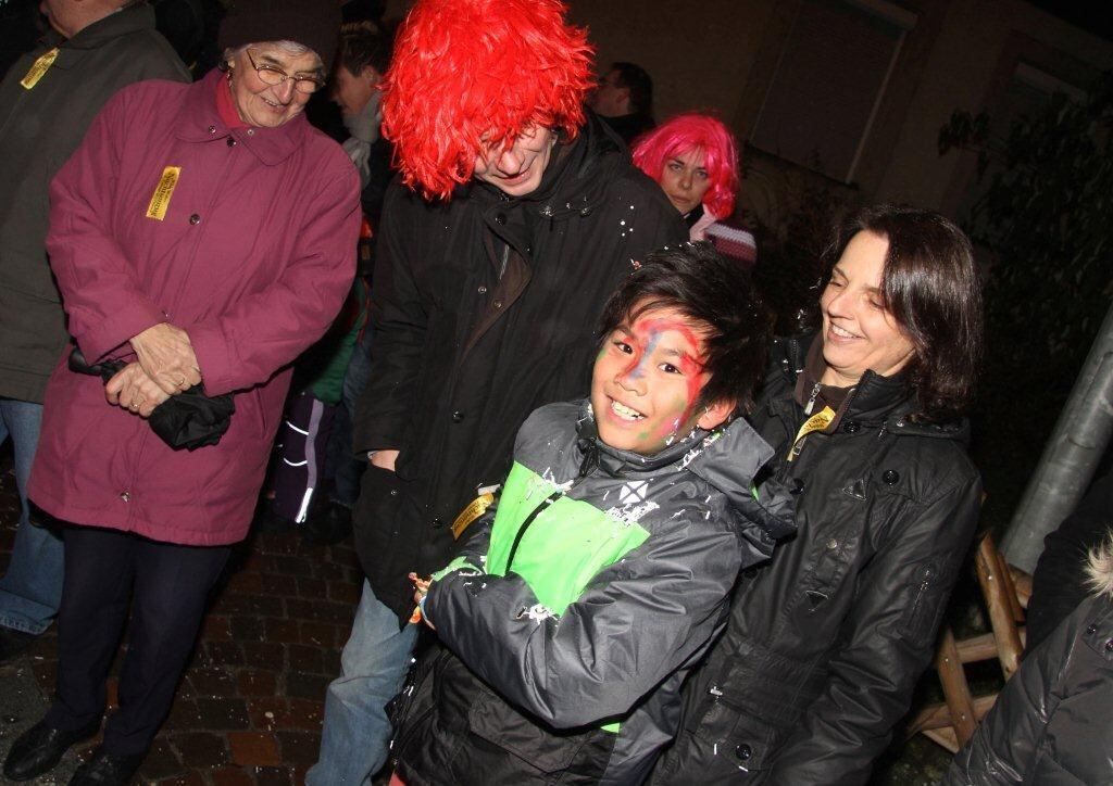 Wilde Weiber Nachtumzug in Wannweil 2013