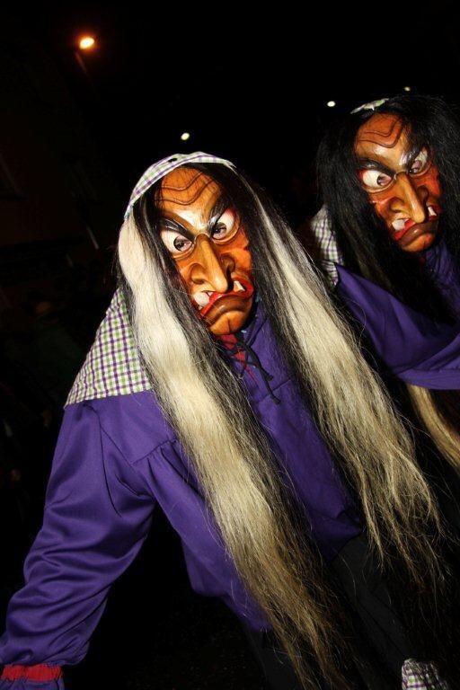 Wilde Weiber Nachtumzug in Wannweil 2013