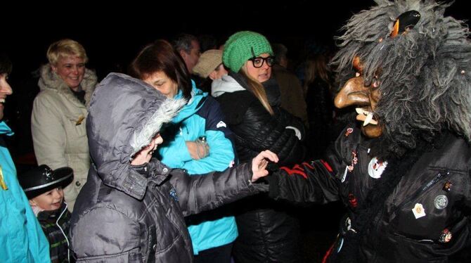 Wilde Weiber Nachtumzug in Wannweil 2013
