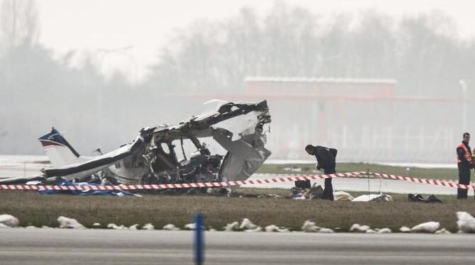 Die Familie startet in einem Privatflugzeug nahe Brüssel. Doch nach dem Abheben gab es Probleme und der Flug endete tragisch.