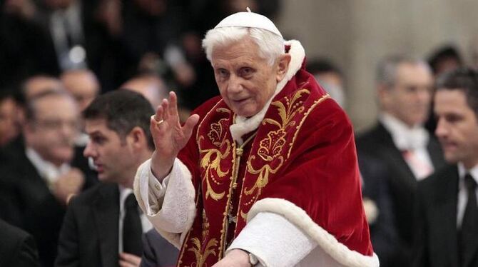 Papst Benedikt XVI. gibt überraschend sein Pontifikat am 28. Februar ab. Foto: Samantha Zucchi Insidefoto/Archiv Papst Benedikt XVI. gibt überraschend sein Pontifikat am 28. Februar ab. Foto: Samantha Zucchi Insidefoto/Archiv
