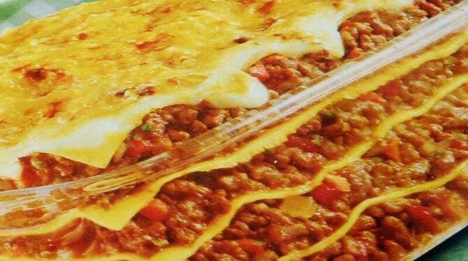 Es besteht der Verdacht, dass in einem bestimmten Tiefkühlprodukt Lasagne mit Pferdefleisch verarbeitet worden ist. Foto: Jea