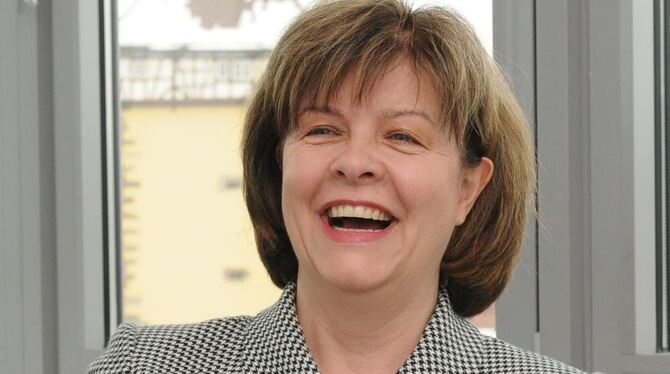 Petra Roser glaubt fest an das »Riesen-Potenzial« der Stadthalle.   GEA-FOTO: MEYER