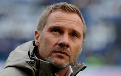 Trainer Thorsten Fink betreut zum 50. Mal den Hamburger SV. Foto: Peter Steffen