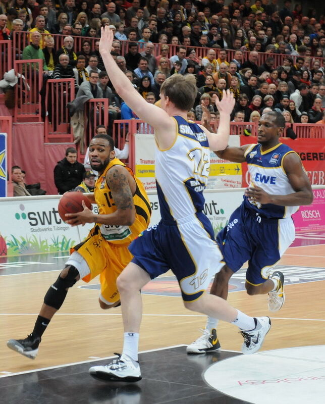 Walter Tigers Tübingen - EWE Baskets Oldenburg 64:89