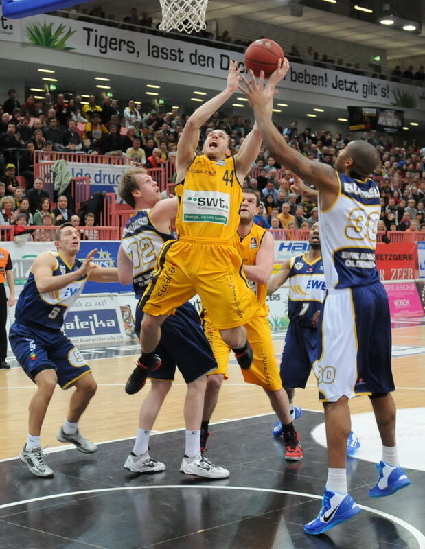 Walter Tigers Tübingen - EWE Baskets Oldenburg 64:89