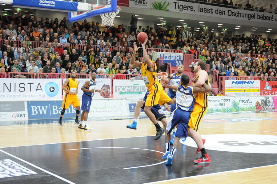 Walter Tigers Tübingen - EWE Baskets Oldenburg 64:89