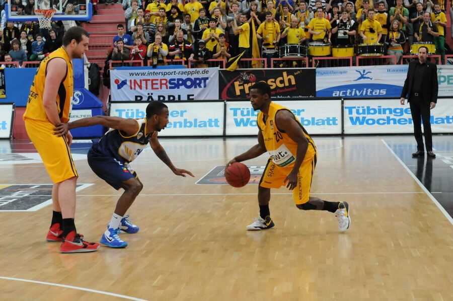 Walter Tigers Tübingen - EWE Baskets Oldenburg 64:89