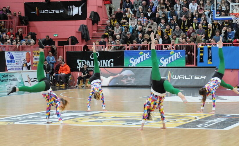 Walter Tigers Tübingen - EWE Baskets Oldenburg 64:89