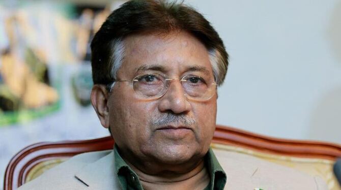 Sieben Wochen vor der Parlamentswahl in Pakistan ist der frühere Militärmachthaber Pervez Musharraf aus dem selbstgewählten E
