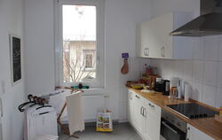 Die Küche einer Stuttgarter Wohnung vor dem Home-Staging.