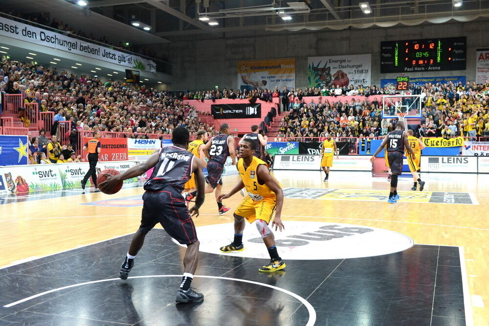 Walter Tigers Tübingen - New Yorker Phantoms Braunschweig 69:88