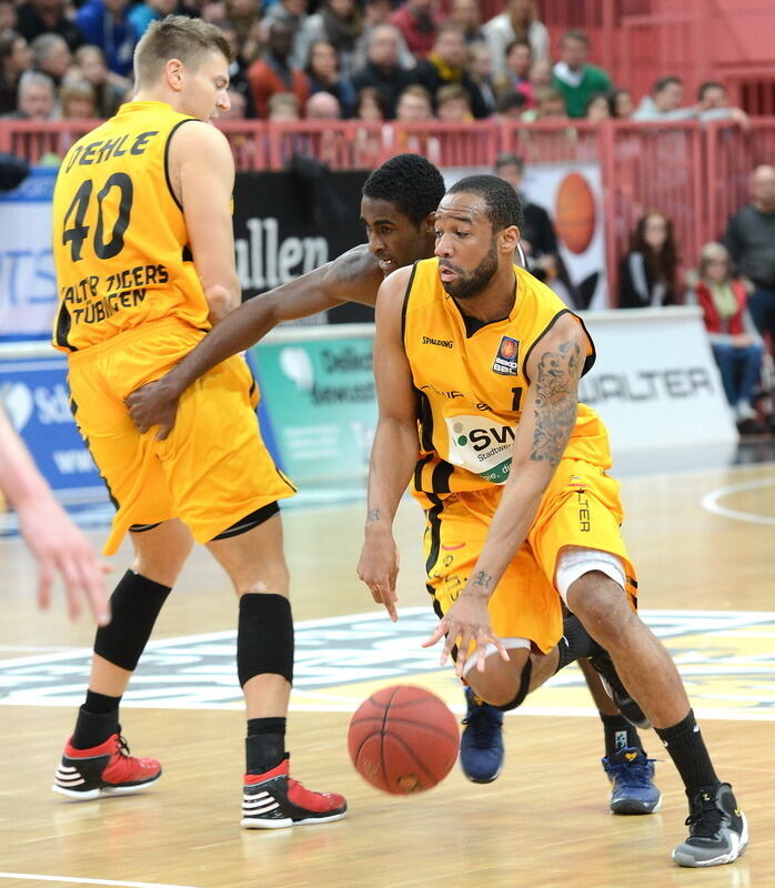 Walter Tigers Tübingen - New Yorker Phantoms Braunschweig 69:88
