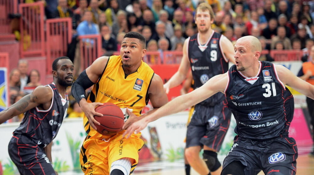 Walter Tigers Tübingen - New Yorker Phantoms Braunschweig 69:88