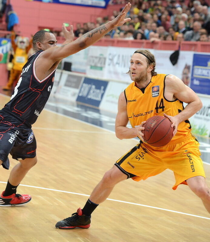 Walter Tigers Tübingen - New Yorker Phantoms Braunschweig 69:88