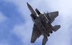 Die israelische Luftwaffe soll schon einmal im Januar Ziele in Syrien angegriffen haben. Eine offizielle Bestätigung gab es d
