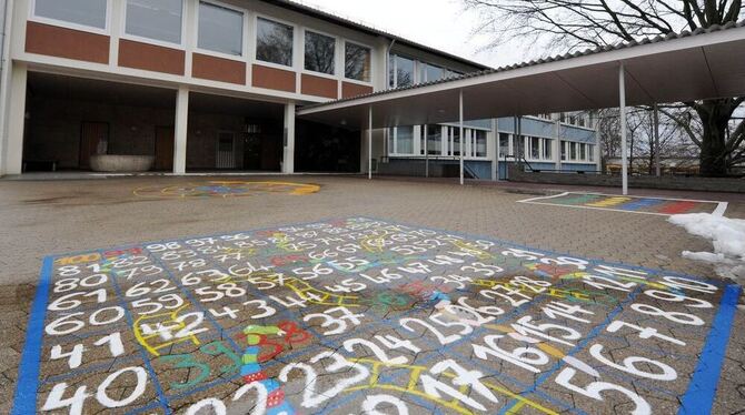 Ab dem neuen Schuljahr ist die Roßbergschule nur noch Grundschule. GEA-FOTO: PACHER