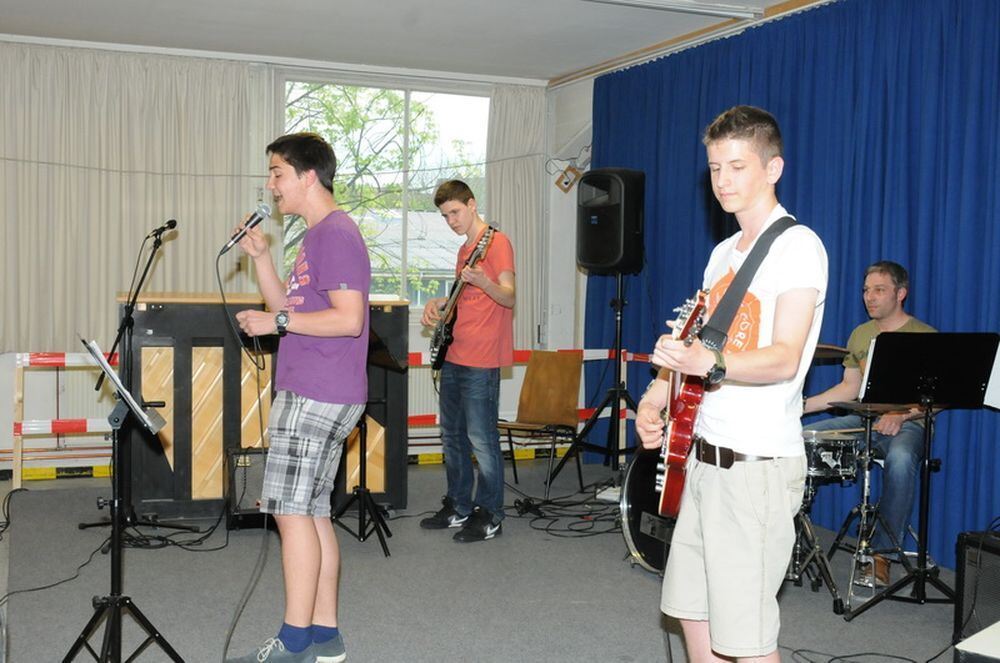 Bands der JMS live on stage